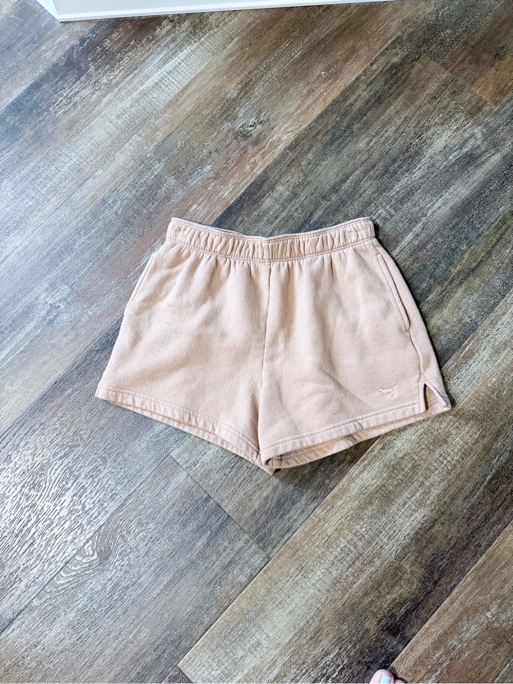 Women’s Cozy Elastic-Waist Shorts in Light Peach